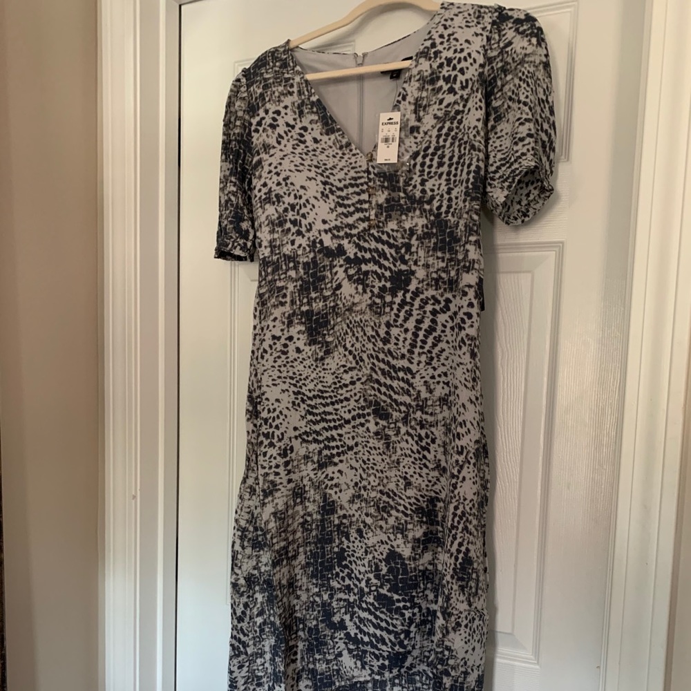 Express dress, maxi hi/low